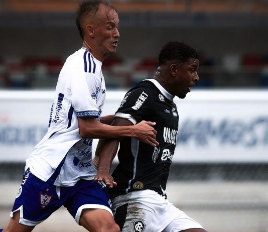 Remo 1×2 Águia de Marabá (Jaderson) – Foto: Samara Miranda (Clube do Remo)