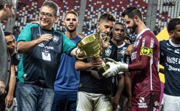 Remo 1×2 Águia de Marabá (Antônio Carlos Teixeira, Panagiotis Tachtsidis, Giovanni Pavani, Marllon e Marcelo Rangel) – Foto: Raul Martins (Clube do Remo)