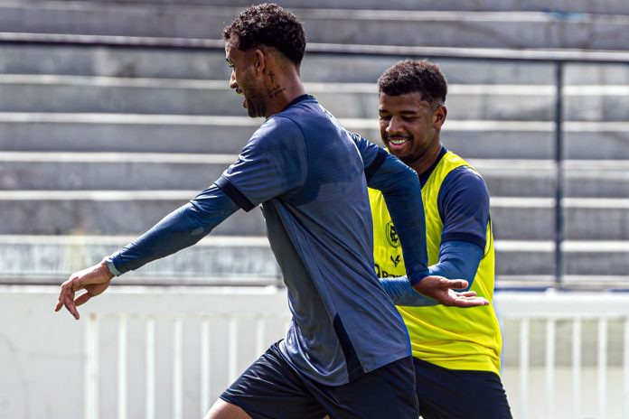 Zé Ricardo e Janderson – Foto: Samara Miranda (Clube do Remo) Zé Ricardo e Janderson – Foto: Samara Miranda (Clube do Remo)